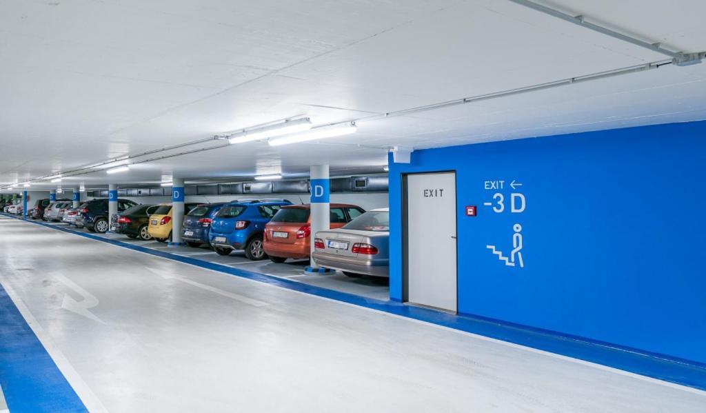 Poet'S Theme Room, Free Parking Karlovy Vary Exterior photo